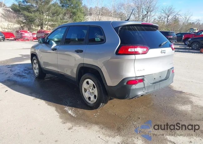 1C4PJMAB4HW581093: 44586184