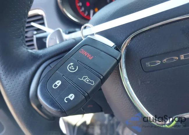 1C4SDJCT1JC369233: 44586248