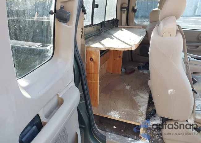 2FTRX17W93CA32297: 44586462