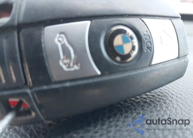 WBAPM5C54BE578208: 44586488