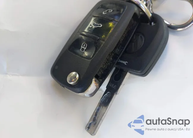 WVGAV7AX7CW514077: 44587502