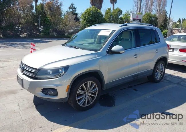 WVGAV7AX7CW514077: 44587502