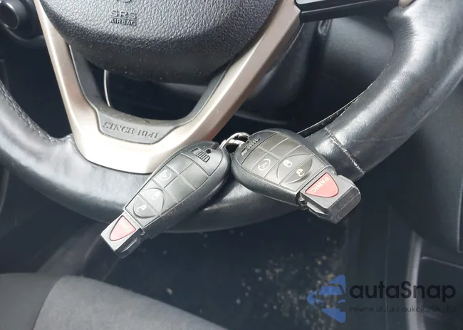 1C4PJLAB4GW137527: 44587519