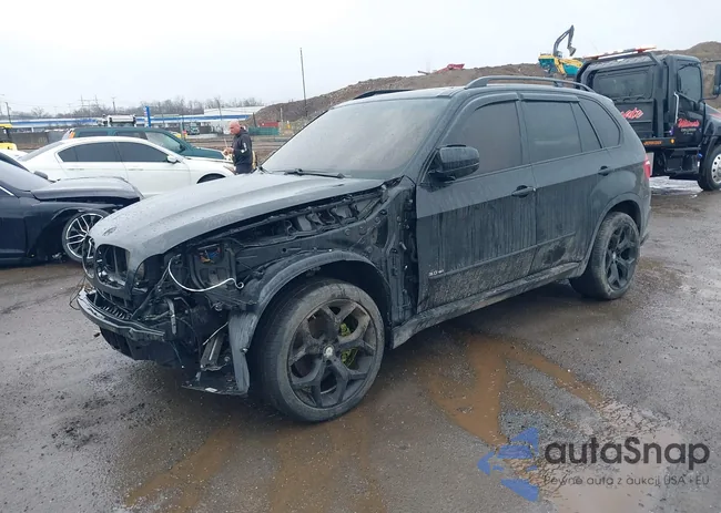 5UXFE43567L012879: 44587618