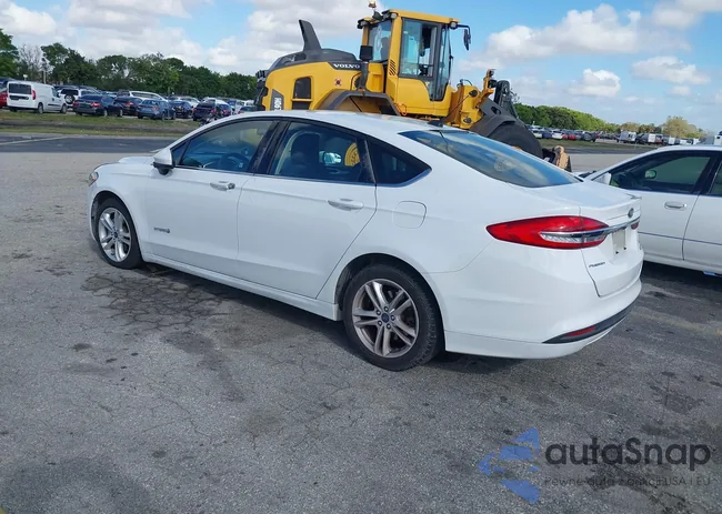 3FA6P0LU9JR219843: 44587893