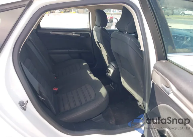 3FA6P0LU9JR219843: 44587893