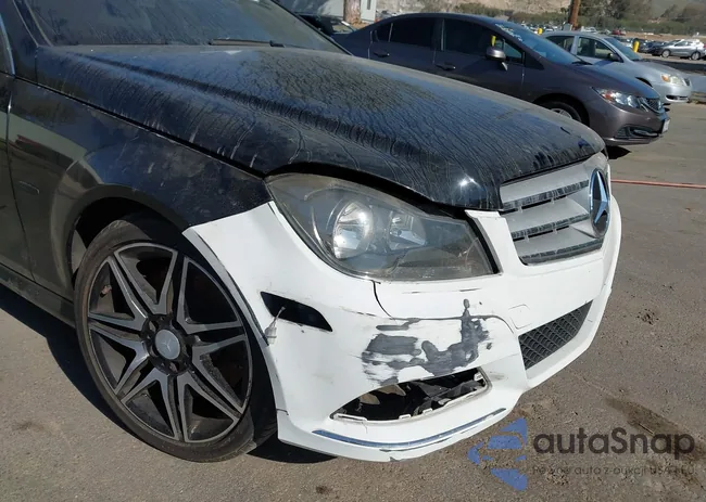 WDDGJ4HB8EG183709: 44587136