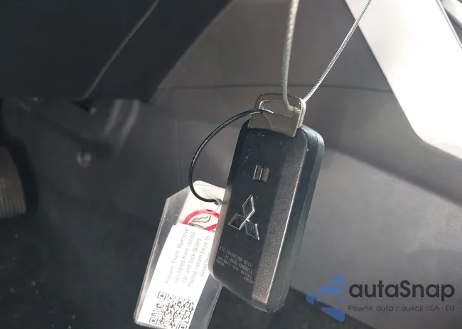 JA4ATWAA2RZ034403: 44587310