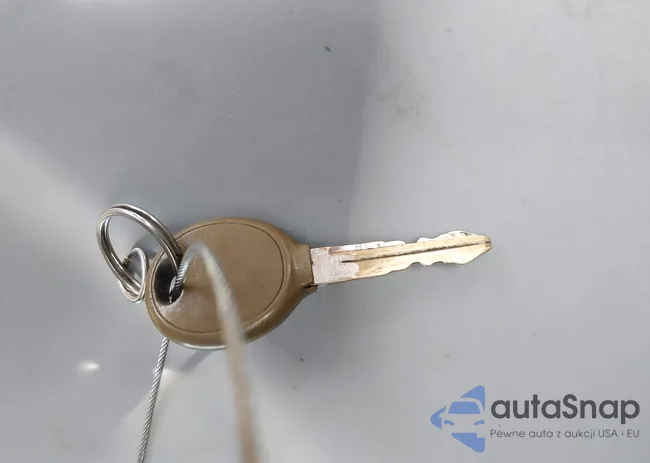 1C4NJPBB5GD576132: 44587360