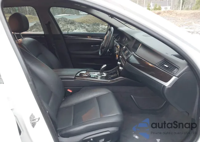 WBA5A7C52GG146319: 44587376