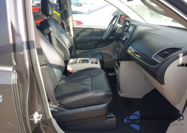 2C4RC1BG9GR254708: 44588553