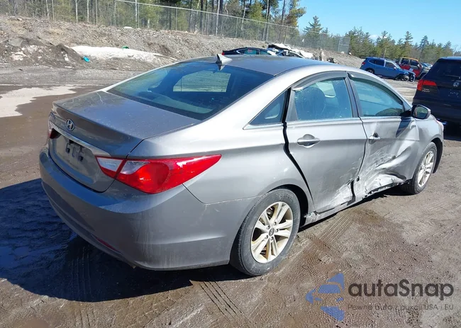 5NPEB4AC1BH024300: 44588605