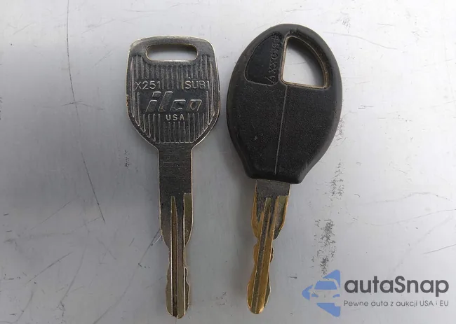 JF1GF4853XH809319: 44588901