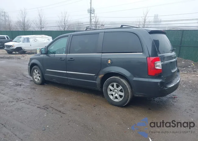 2C4RC1BG4CR162562: 44588982