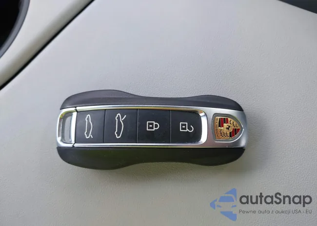 WP0AA2Y13NSA10143: 44588115