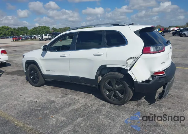 1C4PJMDX6LD575226: 44588308