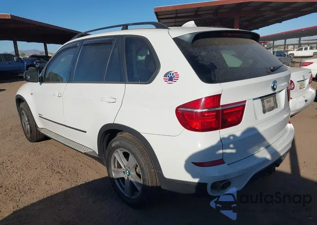 5UXZW0C52C0B88832: 44588471