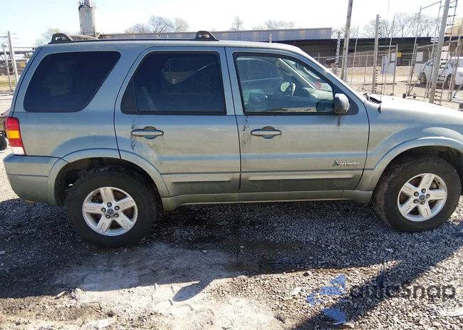 1FMCU95H76KB80087: 44589521