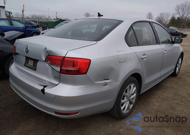 3VWD17AJ7FM290495: 44589526