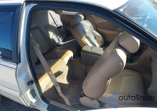 1MELM62WXVH600084: 44589534