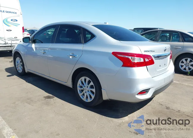 3N1AB7AP1JL627820: 44589575