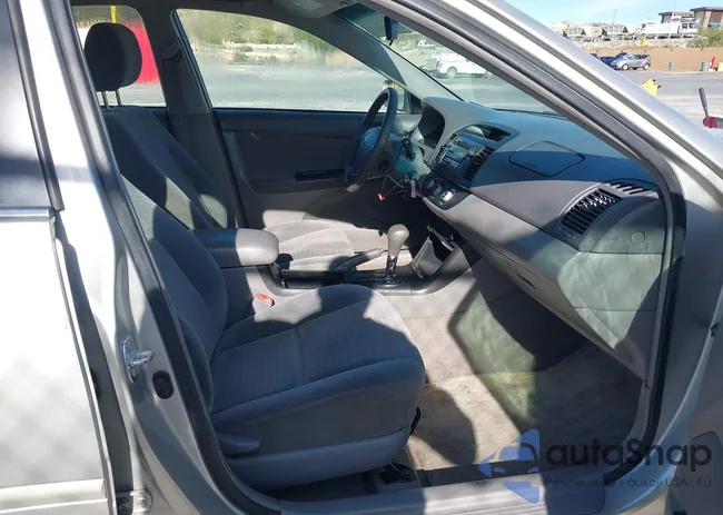 4T1BE32KX6U156814: 44589746