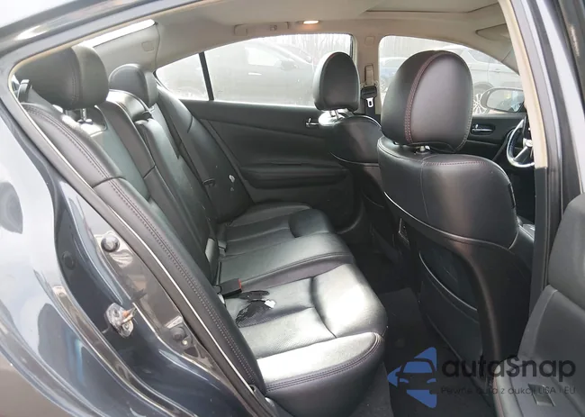 1N4AA5AP9AC861368: 44589897