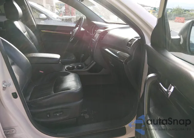 5XYKU4A28CG234180: 44589121