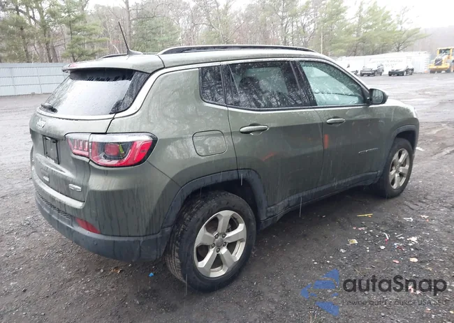 3C4NJDBB8KT714098: 44589132