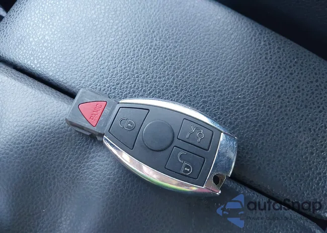 WDDGF4HBXDR299966: 44589247