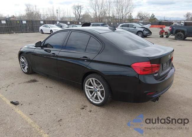 WBA8E9C51GK645882: 44589250