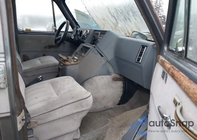 1GBEG25K3J7149524: 44589333