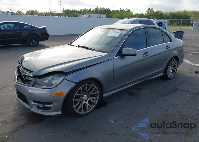 WDDGF4HB6EA953409: 44590602