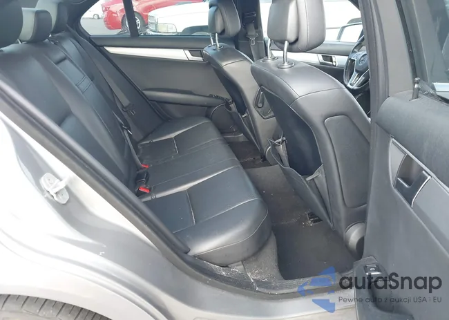 WDDGF4HB6EA953409: 44590602