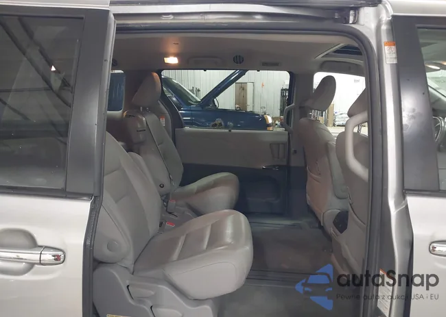 5TDYZ3DCXJS936365: 44590620