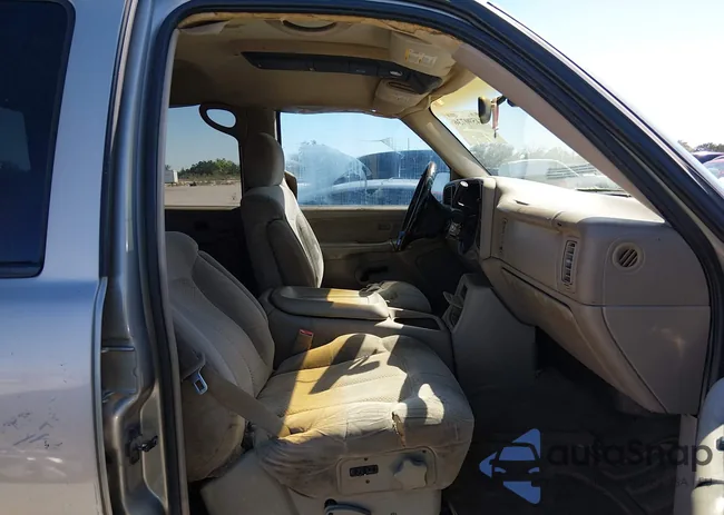 1GCHC23U02F249516: 44590736