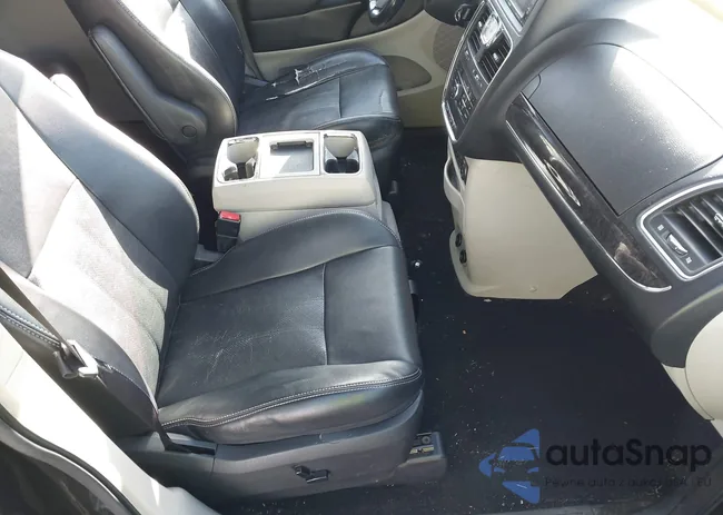 2A4RR8DG3BR786608: 44590138