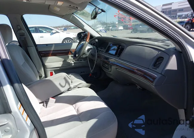 2MEHM75WX3X650083: 44590218