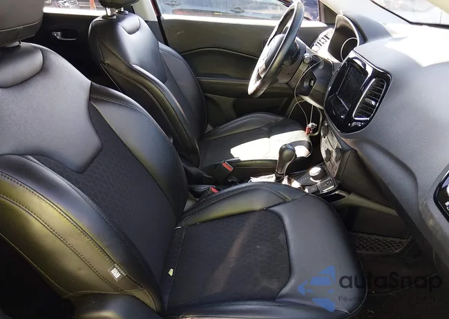 3C4NJDBB1MT501061: 44590393