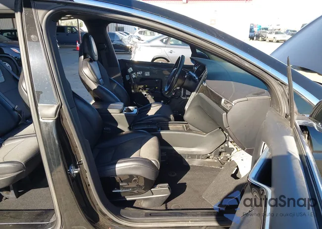 5YJXCDE24GF030346: 44590439