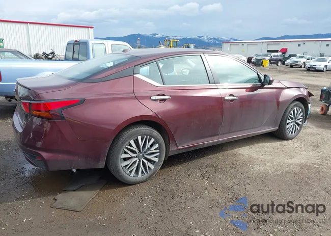 1N4BL4DW9SN406277: 44590444