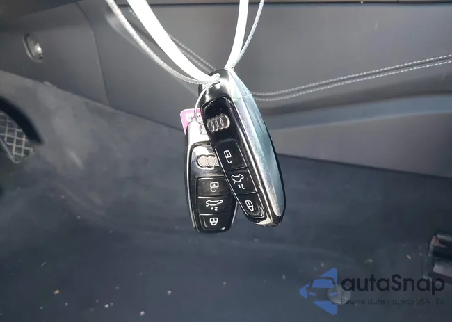 WAUE8AF23MN030791: 44591542