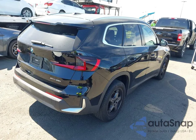 WBX73EF0XP5V88404: 44591937