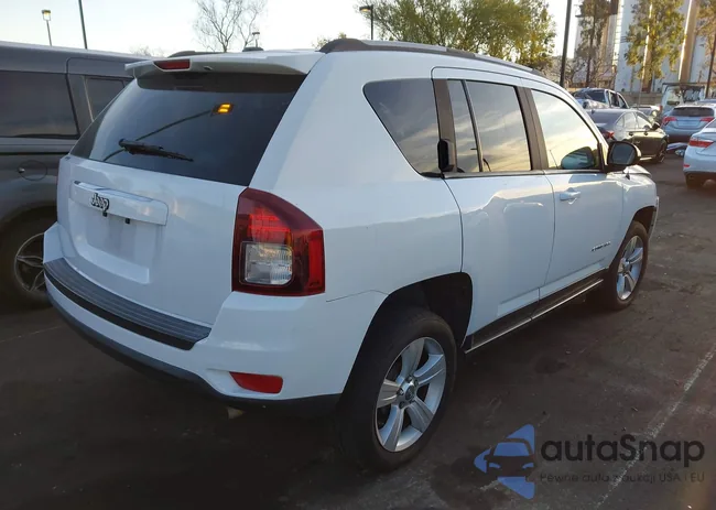 1C4NJCBA1GD665180: 44592089