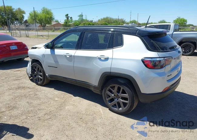 3C4NJDCN2TT184155: 44591310