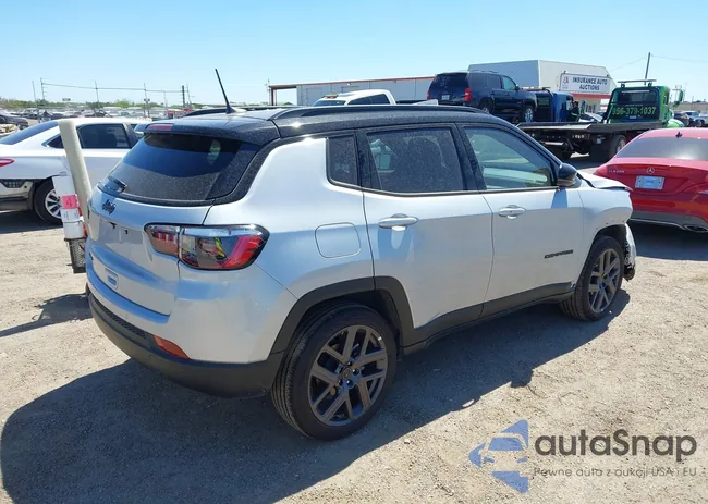 3C4NJDCN2TT184155: 44591310