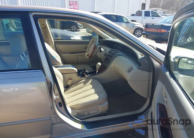 4T1BF28B12U247284: 44592549