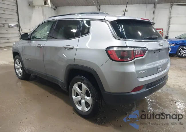 3C4NJDBB0LT244005: 44592665