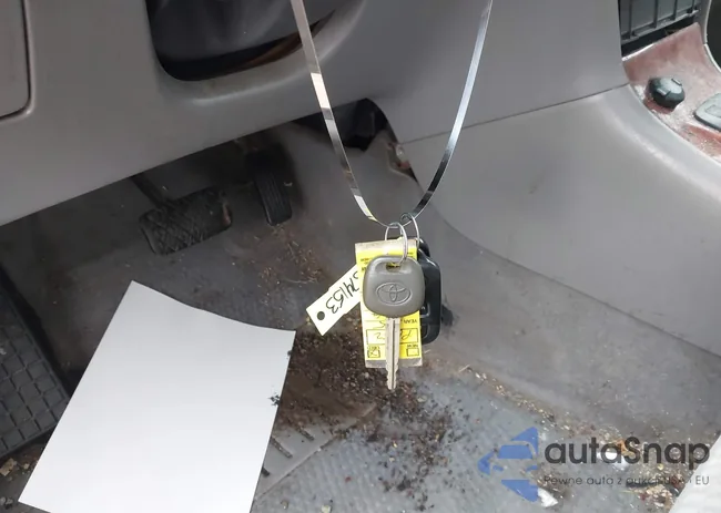 2T1BR32EX5C374153: 44592693