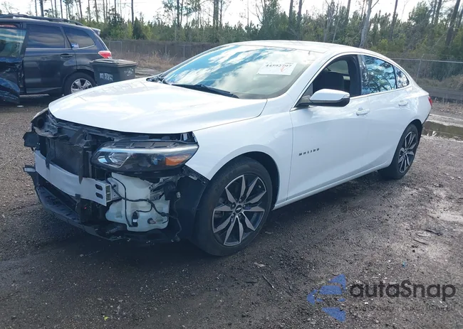 1G1ZD5ST2JF208596: 44592797